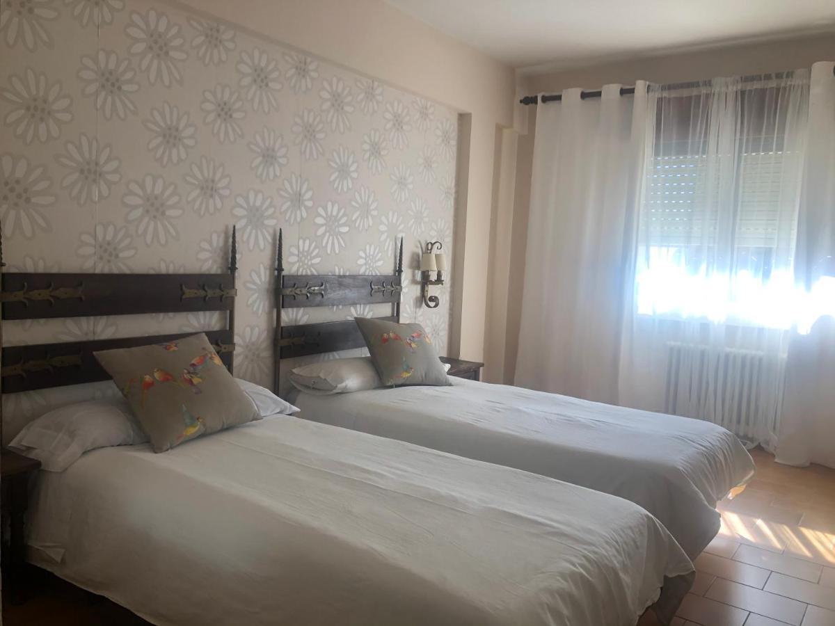 Hotel Barbacedo Mijares  Ngoại thất bức ảnh